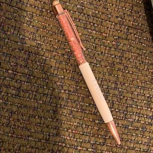 Collectibile LeVian Peach Diamon Theme Crystal Pen